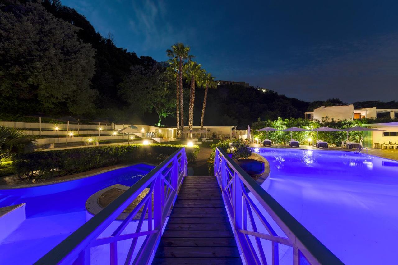 Agave Hotel ปอซซุออลี ภายนอก รูปภาพ