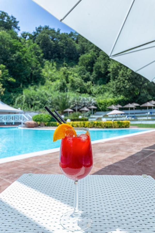 Agave Hotel ปอซซุออลี ภายนอก รูปภาพ