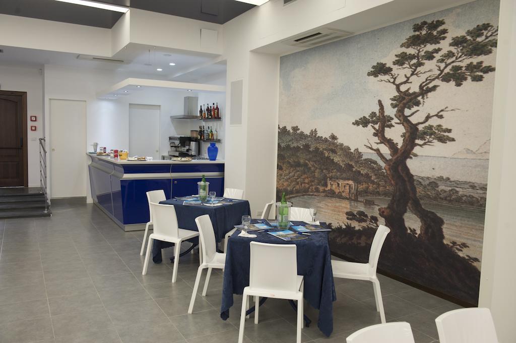 Agave Hotel ปอซซุออลี ภายนอก รูปภาพ